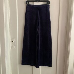Blue ribbed velvet trouser